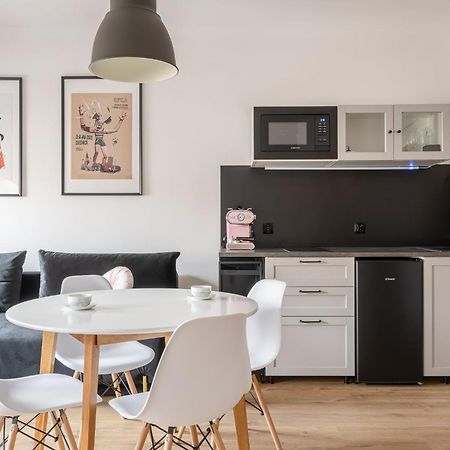 Rentplanet - Apartamenty Cybulskiego II Wrocław Buitenkant foto