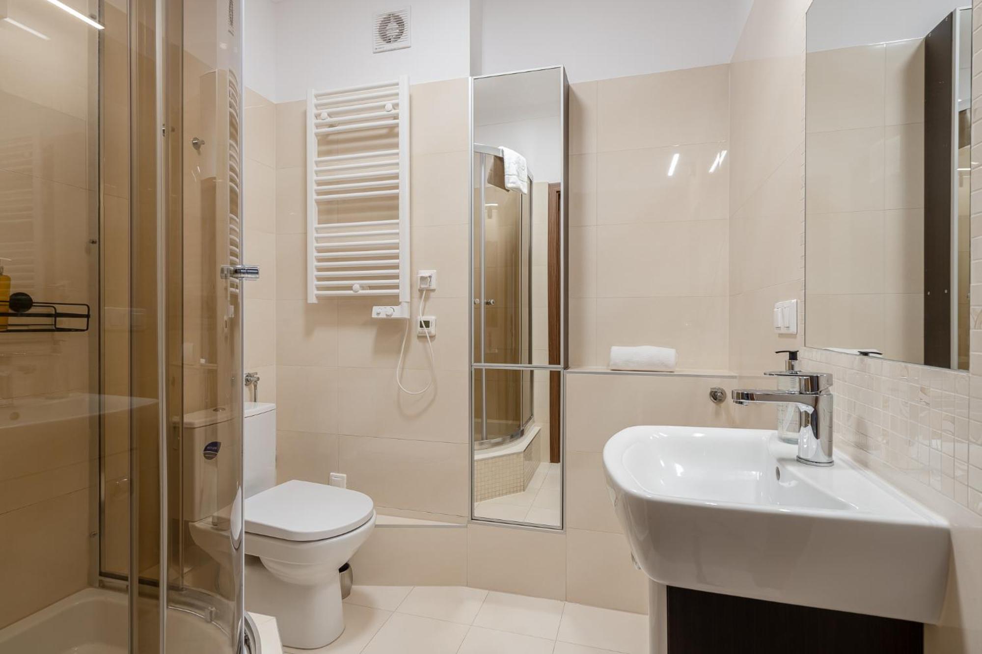 Rentplanet - Apartamenty Cybulskiego II Wrocław Buitenkant foto